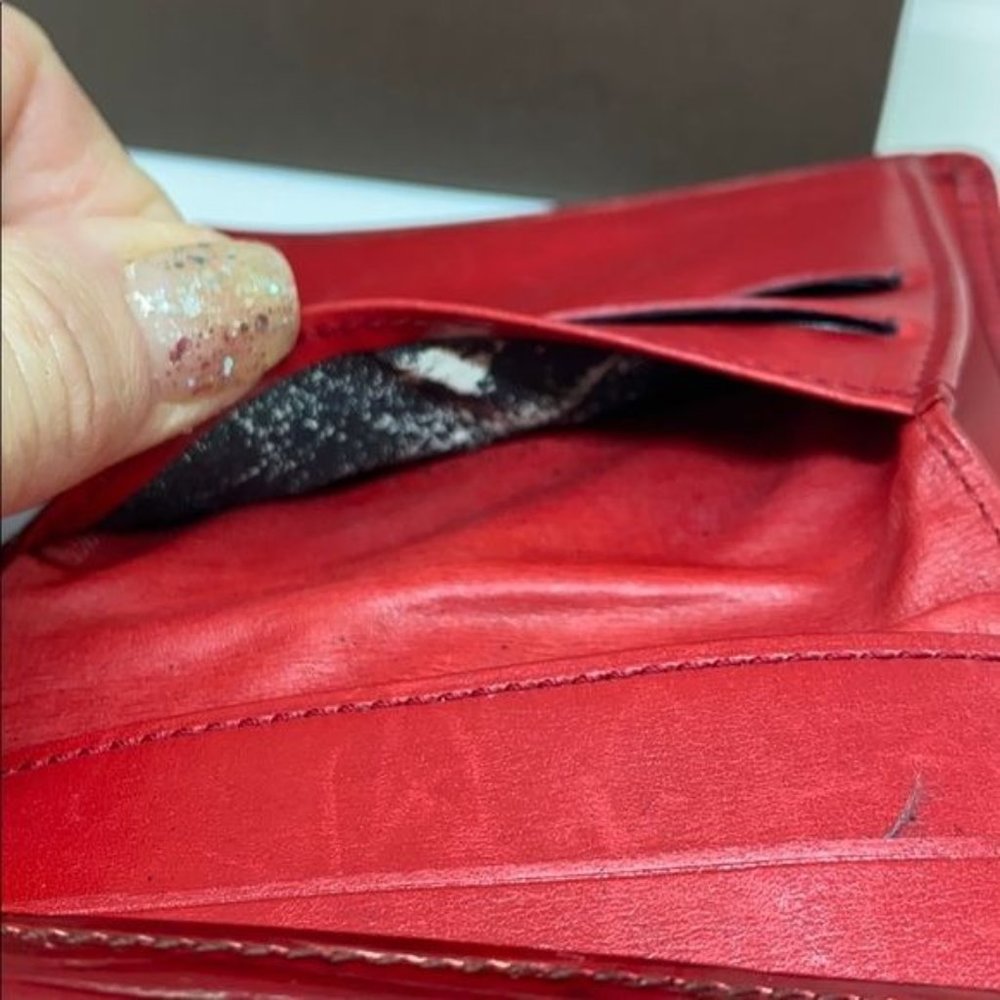 Louis Vuitton Epi Compact Wallet - Picture 10 of 13